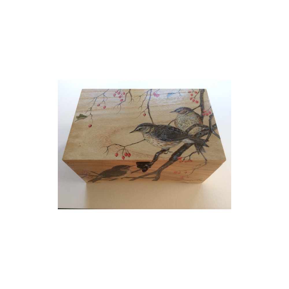 birds-keepsake-box-gifts-redwings-threes-a-crowdi